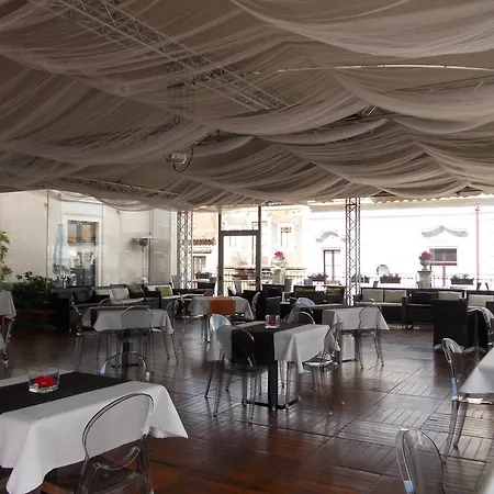 Hotell Royal 4*