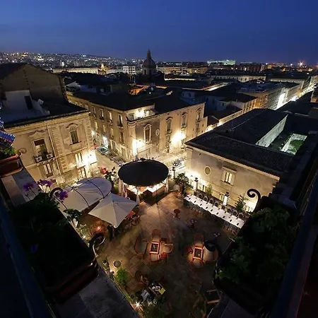 Royal Hotell