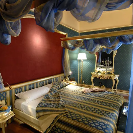 Hotell Royal 4*