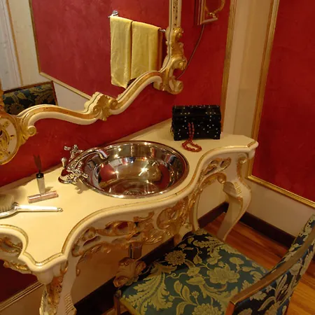 Hotell Royal 4*